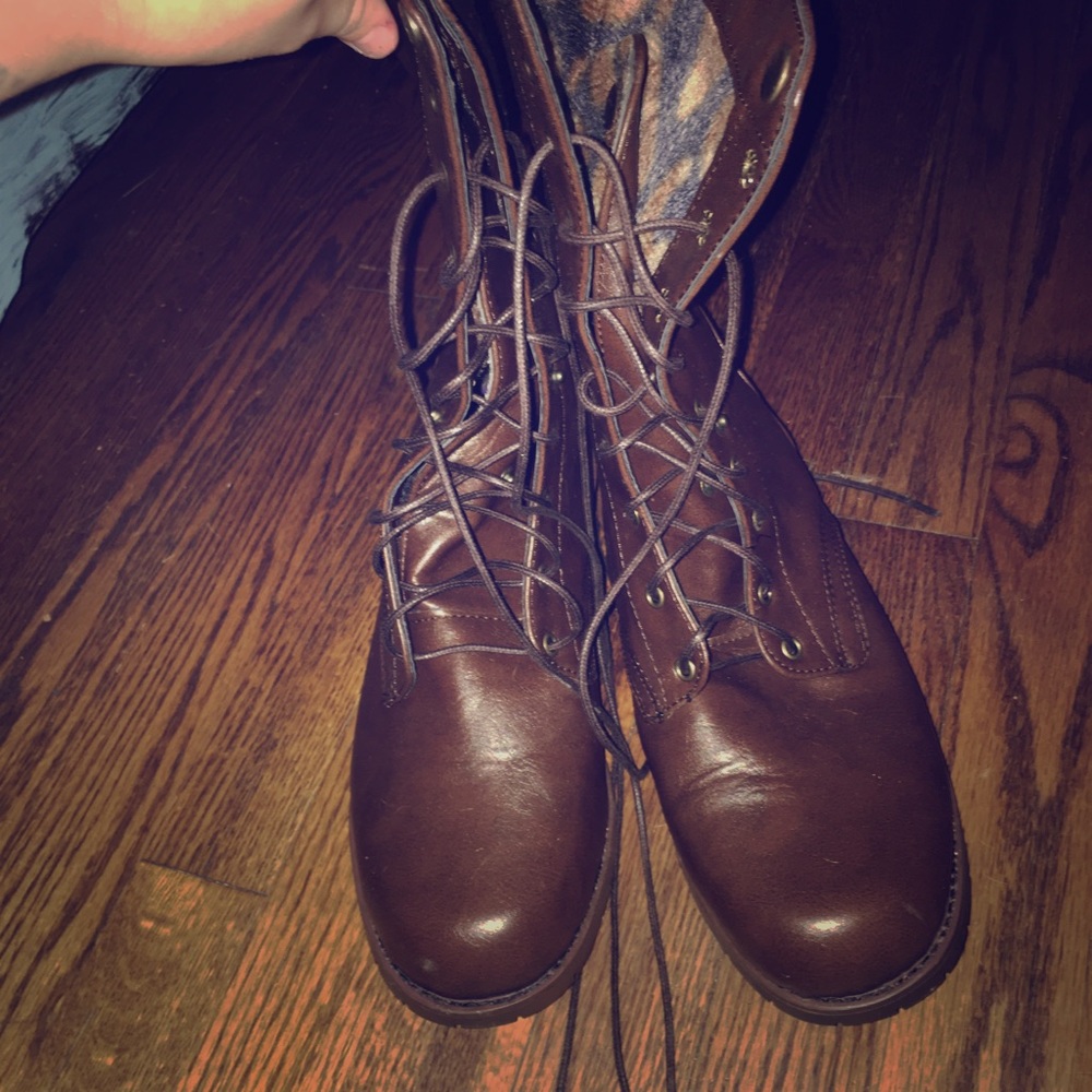 Men’s boots with lining for warmth